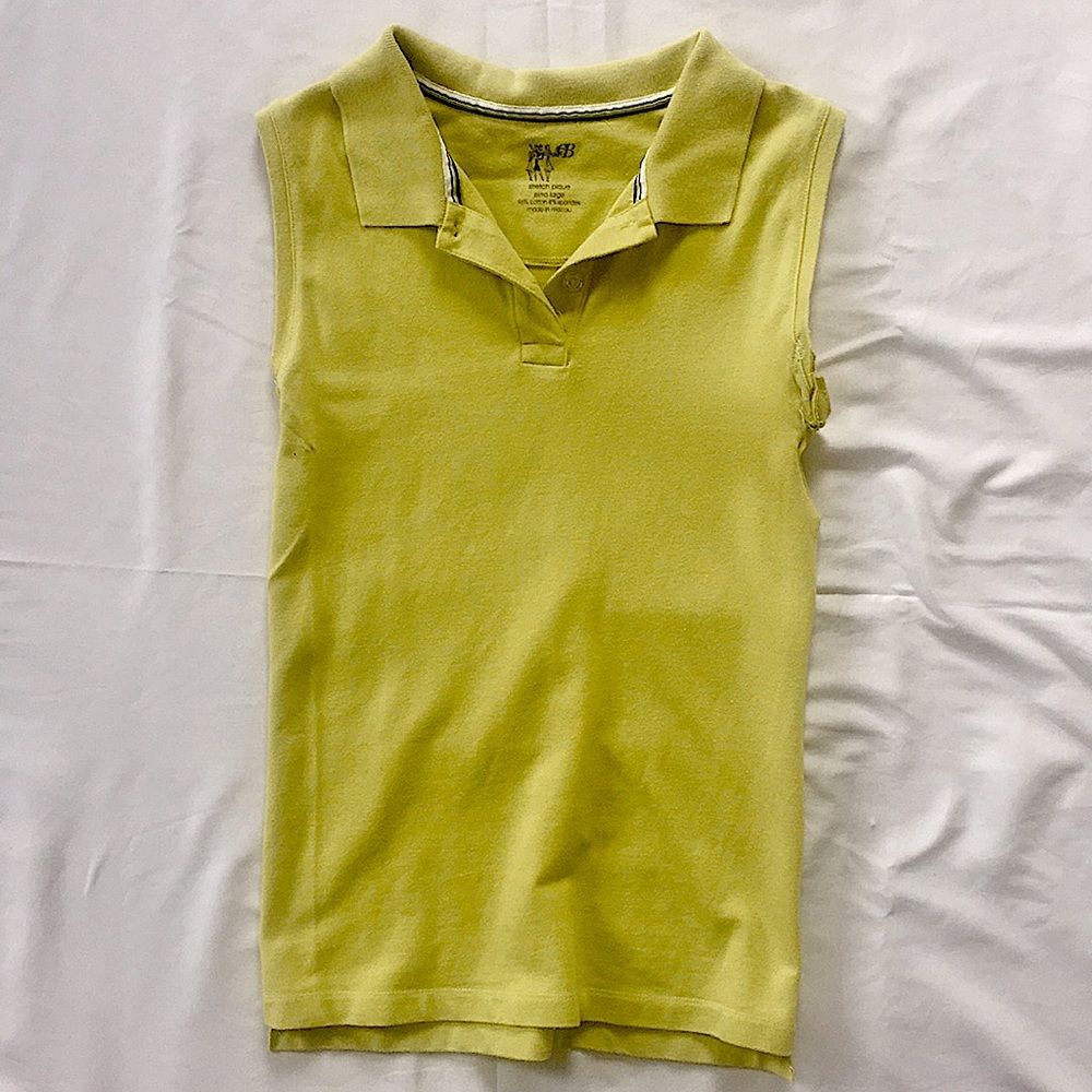 Light Green Colored Tank🌿🌷